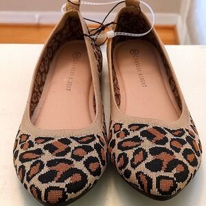 Charles Albert Brown and Tan Leopard Print Knit Flats Size 9M